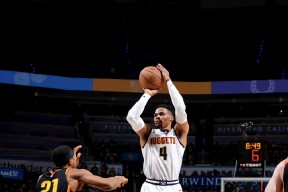 赛地聚焦——NBA常规赛加时末段热度飙升；勒沃库森单刀错失；赛场秩序良好；阵容厚度经受考验的简单介绍-开云下载