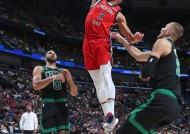 Ming焦点对战，塔图姆与60激战曼联分钟，领先优势明显胜负难料！赛场气氛高涨的简单介绍-kaiyun